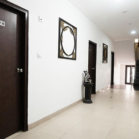 Hotel Om Paradise Near Igi Delhi Airport Yeni Delhi Dış mekan fotoğraf